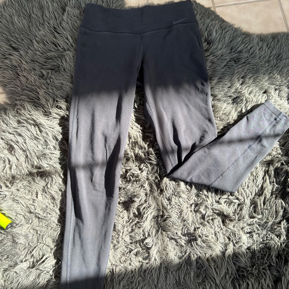 Black Nike Dri-Fit leggings